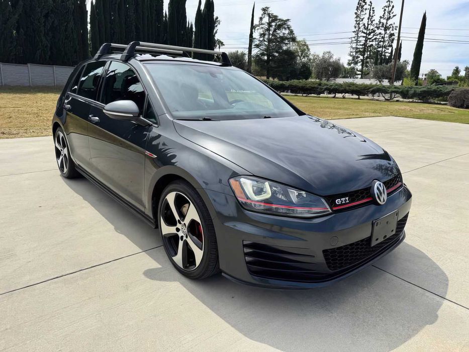 Volkswagen Golf GTI Autobahn      2015