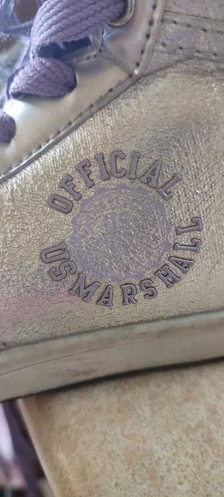 Buty sportowe Oficial US Marshall srebrne 40