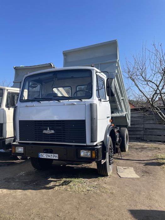 Пісок, щебінь, відсів, чорнозем, глина, сипучі матеріали