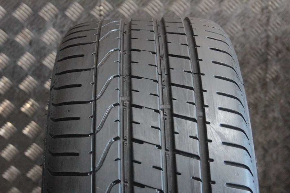 255/40/21 Pirelli P Zero 255/40 R21 102Y XL R01