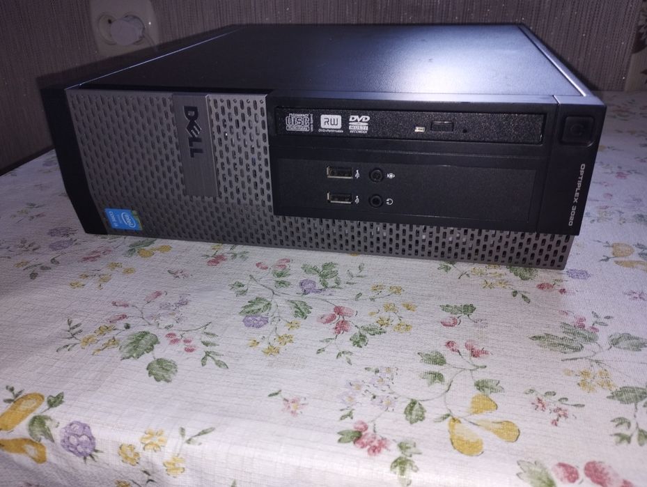 Недорогой игровой компьютер Dell 3020 SFF i5/8GB/SSD120+HDD500/GT1030