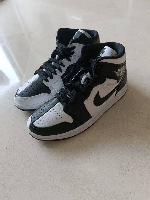Air Jordan 1 Mid SE WMNS Black & White Split
