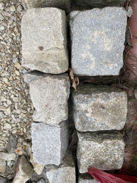 Granit duza kostka granitowa