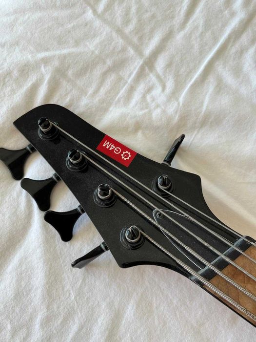 G4M 5 string bass