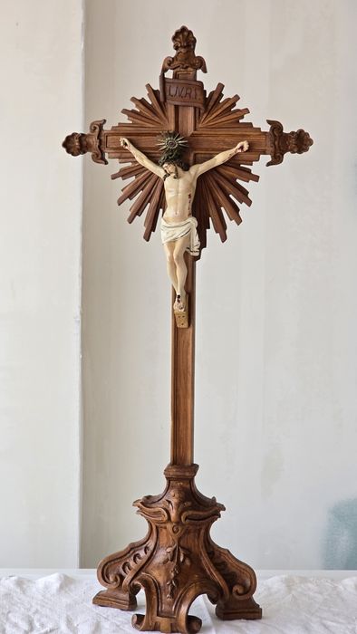 Jesus Cristo crucificado (CALVÁRIO)