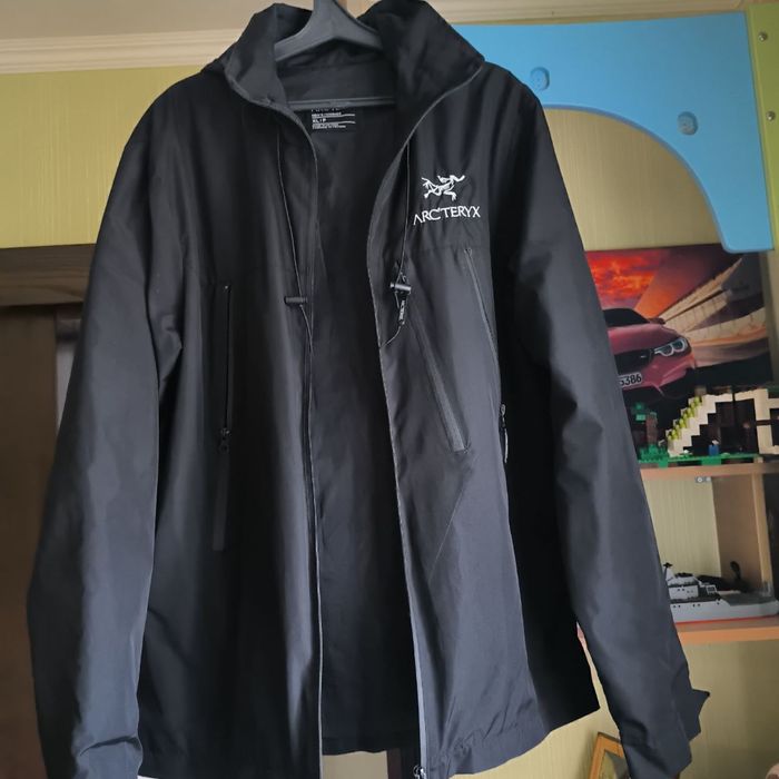 вітровка Arcteryx