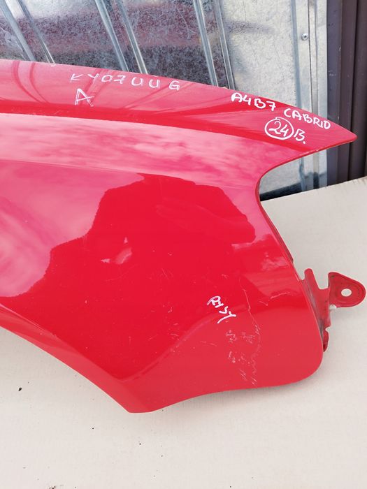 blotnik prawy przod audi a4 b7 cabriolet lata 2004-2008 czerwony