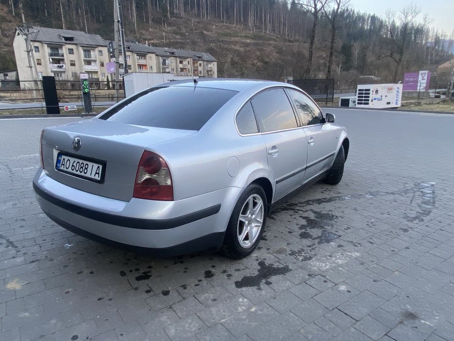 Автомобіль Фольксваген пасат б5+
