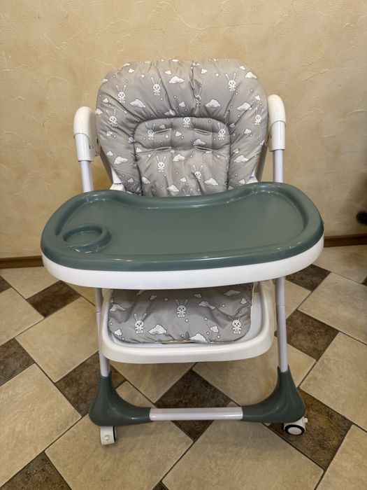 Дитячий стільчик для годування Bambi