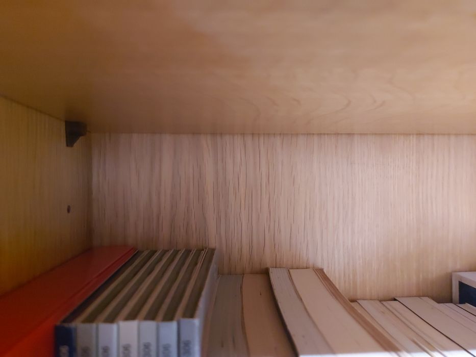 Grande estante em carvalho