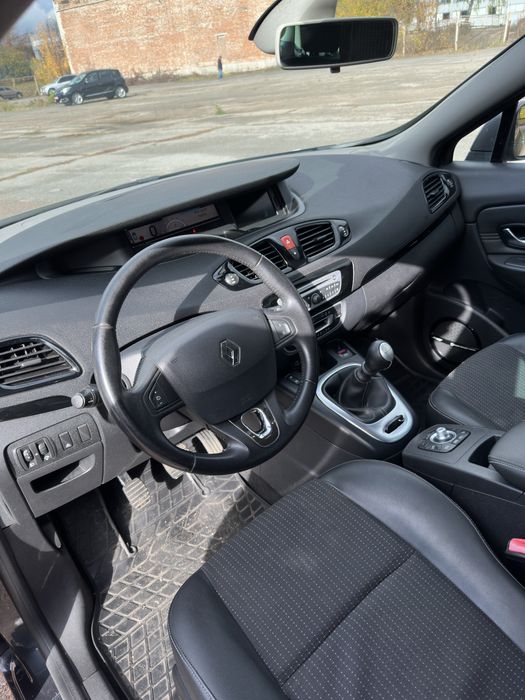 Renault grand scenic bose