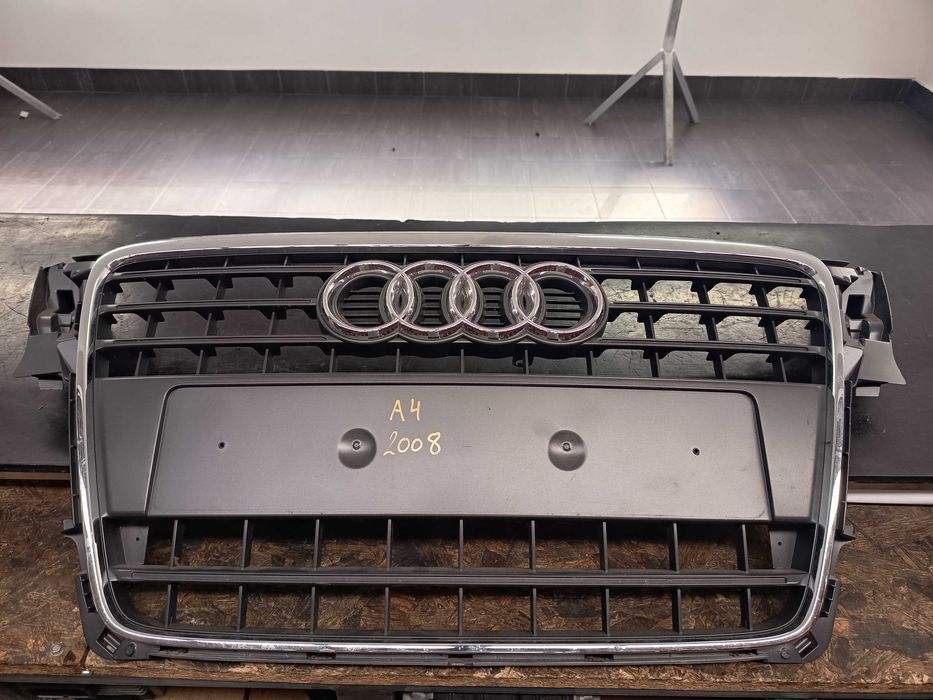 Grelha frente Audi A4 ano 2009 Ref: 8k0853651