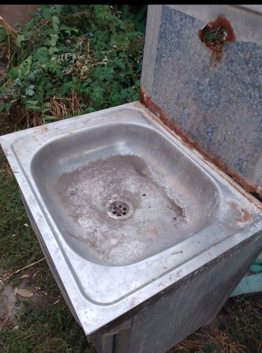 Рукомийник для приватного будинку,дачі