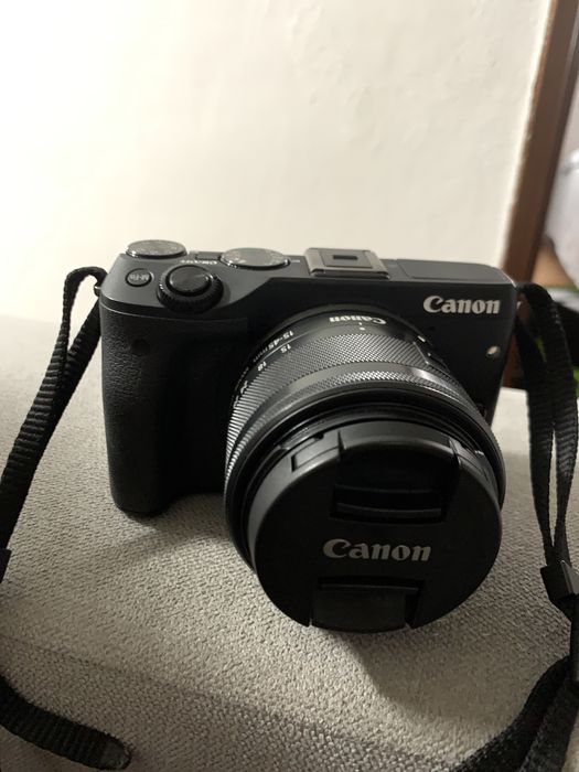 Maquina fotográfica Canon EOS M3