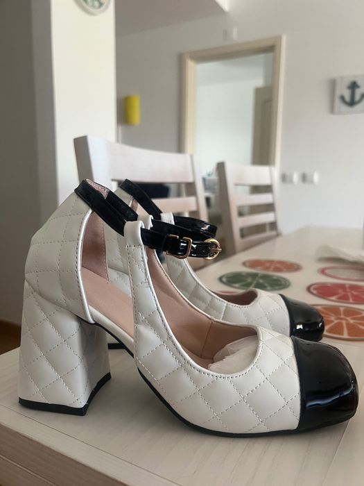 Sapato Mary Jane novo