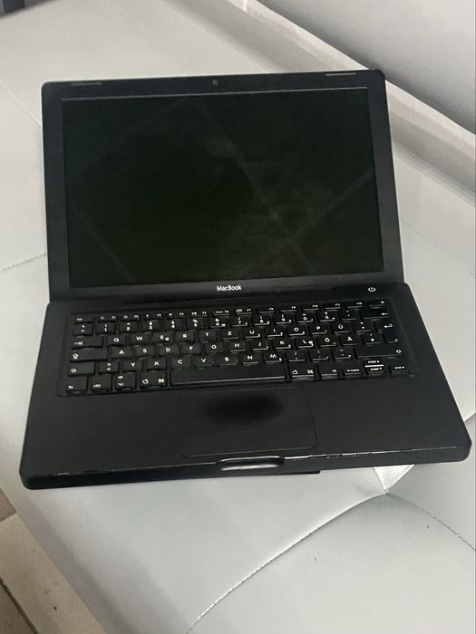 Нотбук MacBook A1181