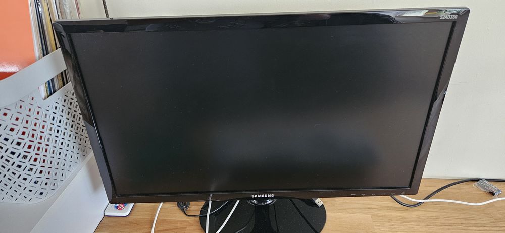 Monitor Samsung S24D330H 24 cale