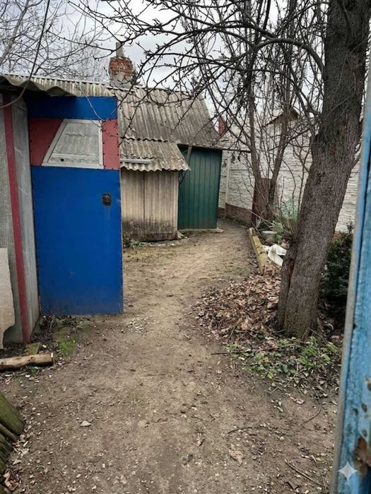 Продам будинок з ділянкою 5 хв метро 23 серпня