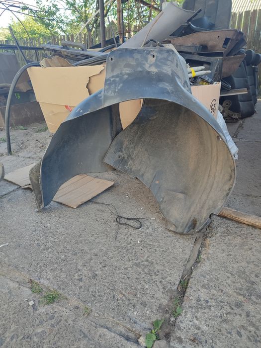 Підкрилок, підкрильникі АУДІ А4В5 1996 рік задній лівий,правий