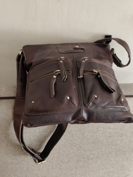 Torebka ze skóry naturalnej listonoszka Jones Bootmaker