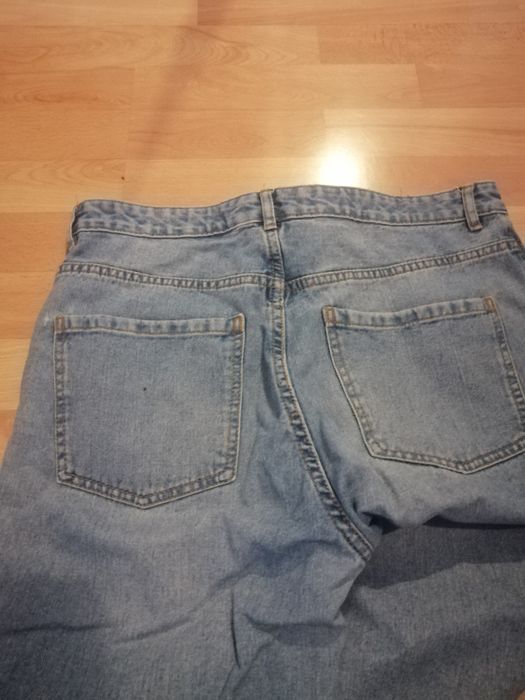 Spodnie jeans sinsay
