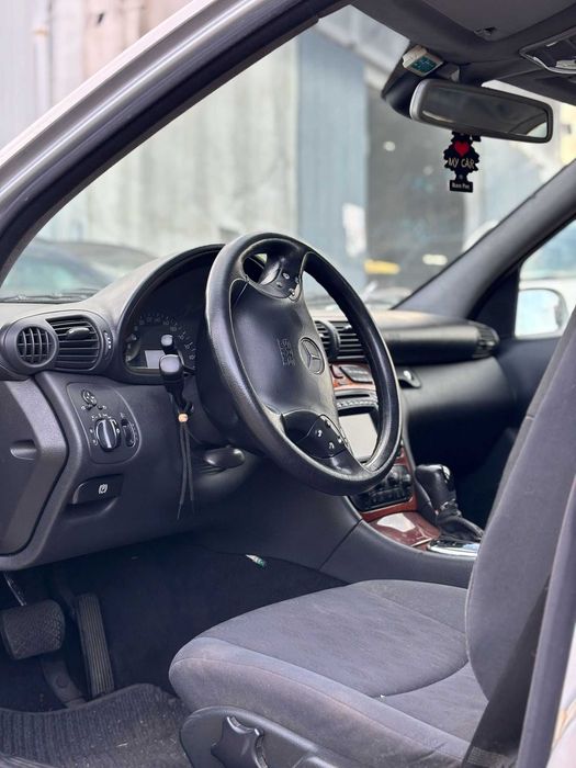 Mercedes C 220 CDI para Peças