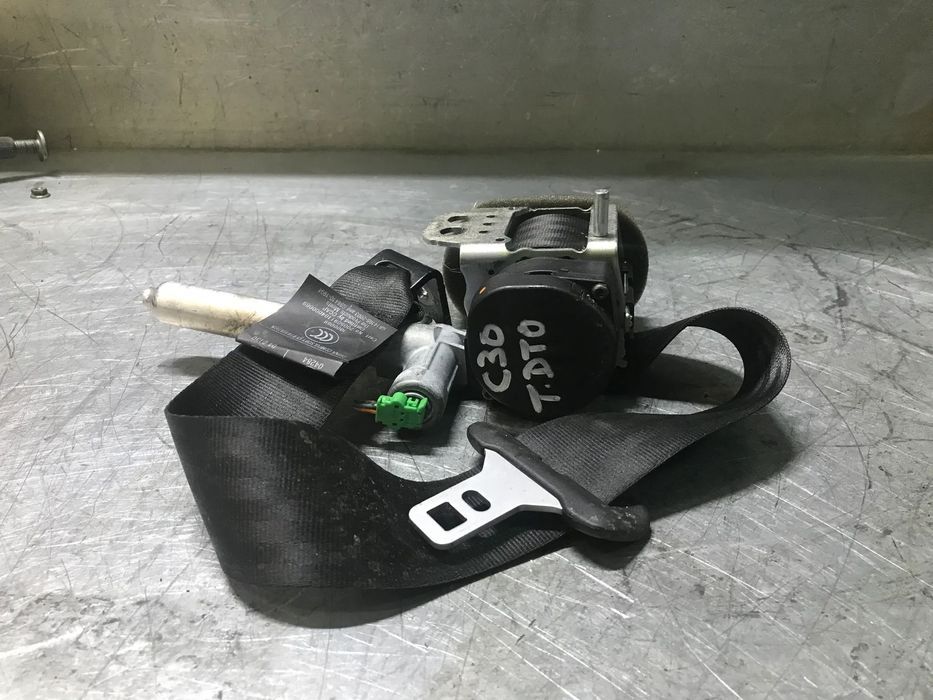 CINTO DE SEGURANÇA COM PRÉ-TENSOR VOLVO C30 - TRAS ESQUERDO / TRAS