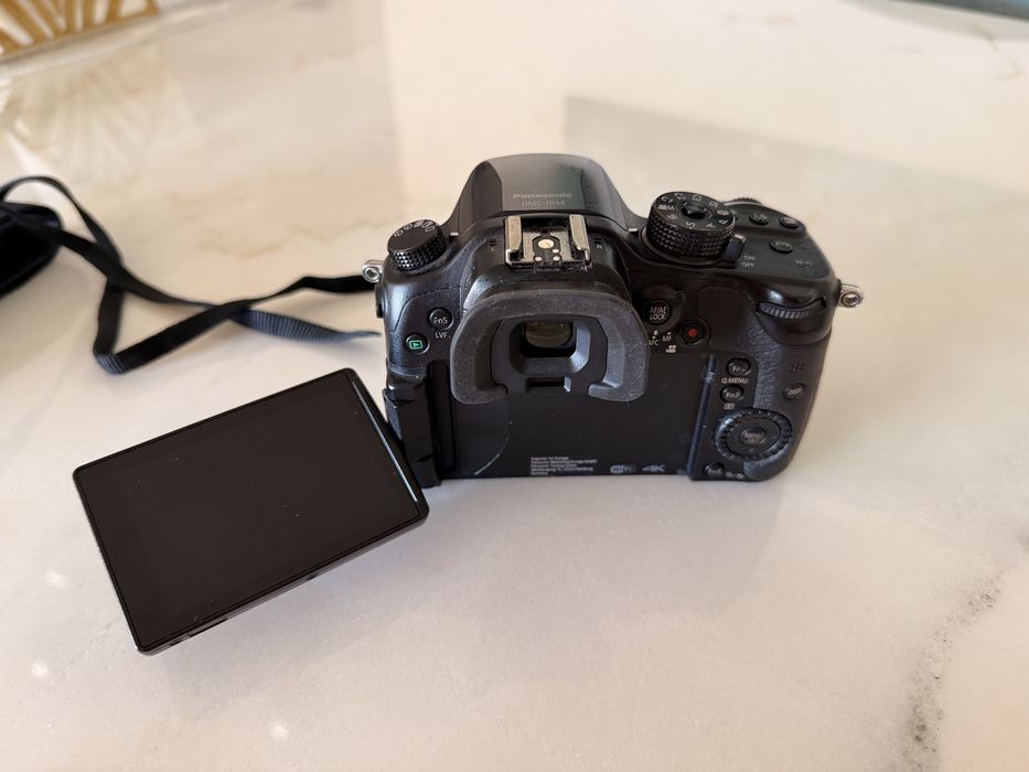 Câmara Fotografica Panasonic Lumix GH4 Hibrida
