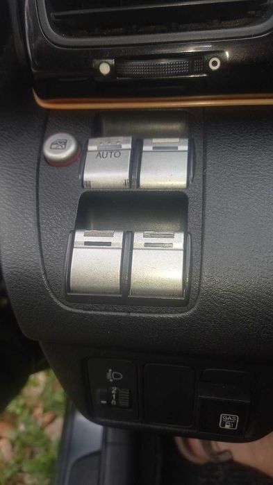 продам японське авто Honda fr v