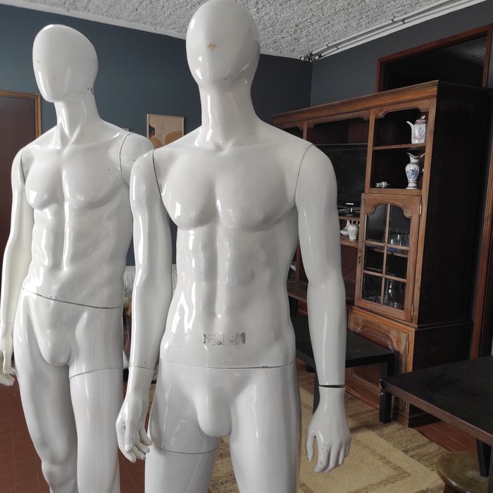 Manequins homem e mulher