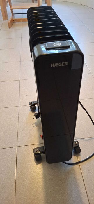 Aquecedor a Óleo Haeger Digital XI 2500W Preto