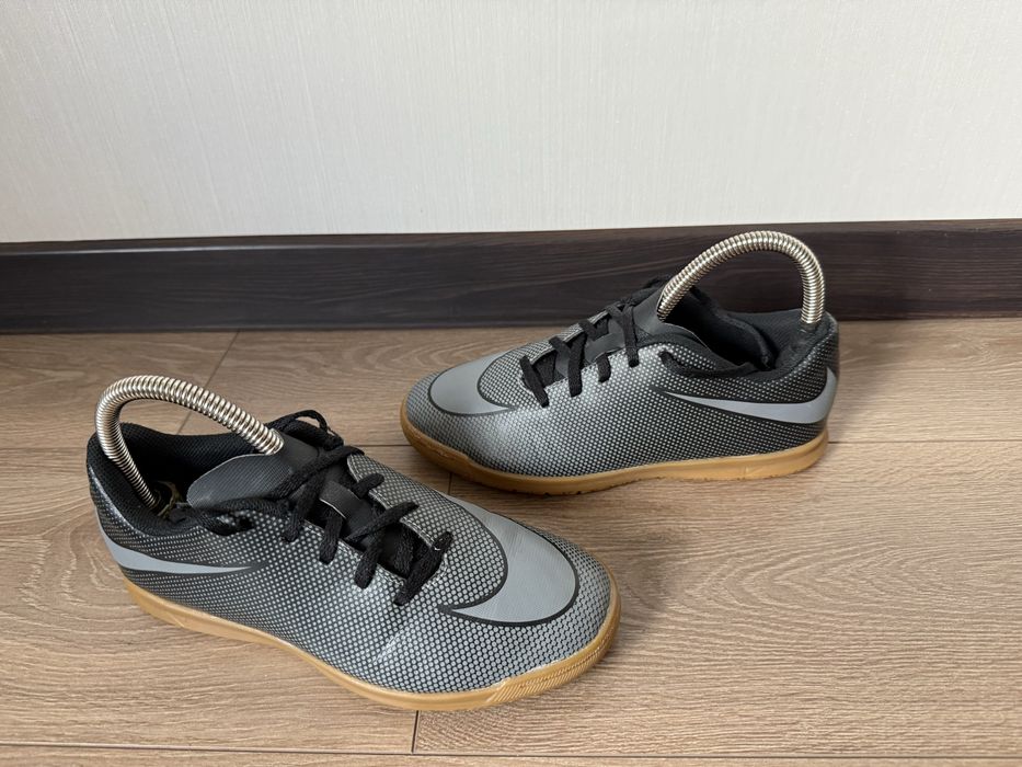Футзалки Nike 38 розмір