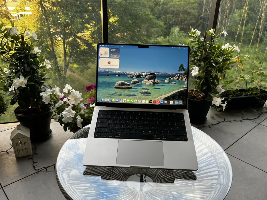 MacBook Pro 14” M1 Pro 10 CPU/16 GPU, 16GB, 1TB, Silver – jak nowy