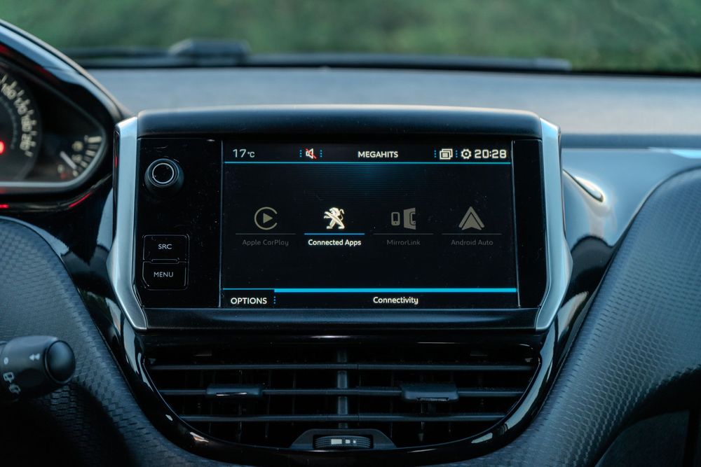 Peugeot 208 1.2 Allure – Económico, Bem Equipado e Estimado (2019)