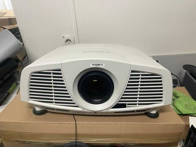 Projektor multimedialny Mitsubishi XD3500U
