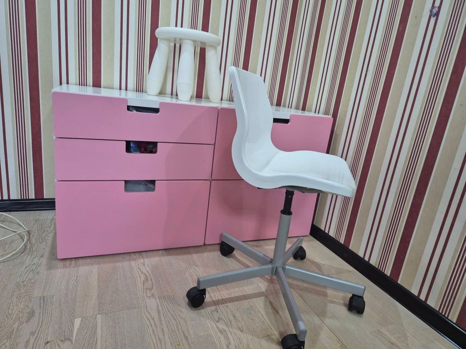Продаю  стілець табурет IKEA,Польща, відмінний стан