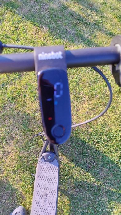 Sprzedam hulajnogę elektryczną Ninebot