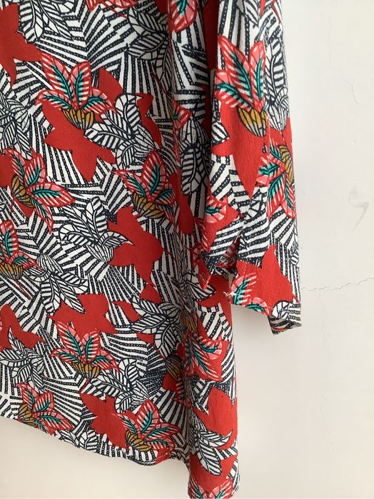 Blusa  florida Caroll