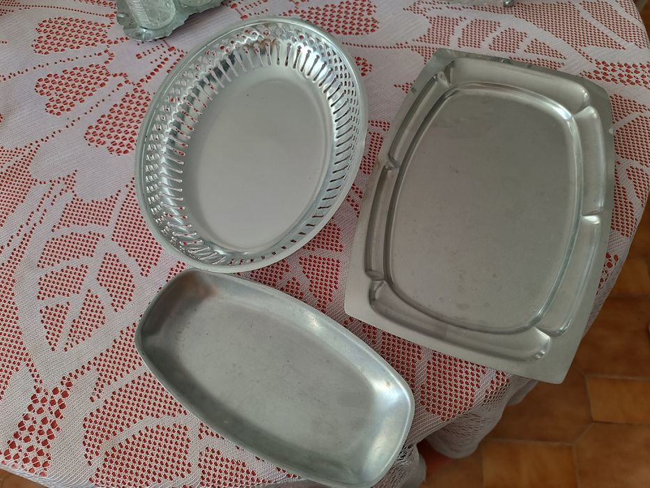 Vendo diversas peças