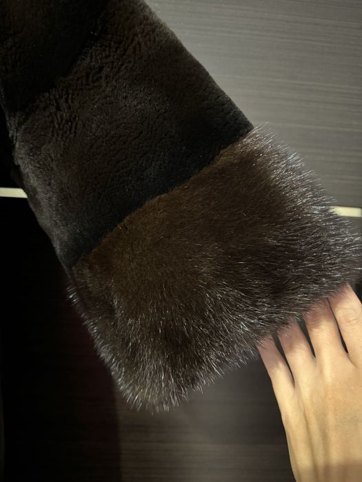 Шуба из меха бобра с отделкой из норки