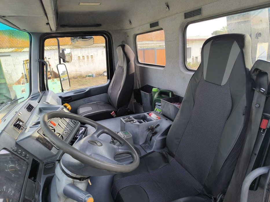 Camião Mercedes ACTROS  19T Pronto socorro s. automatica c. grua