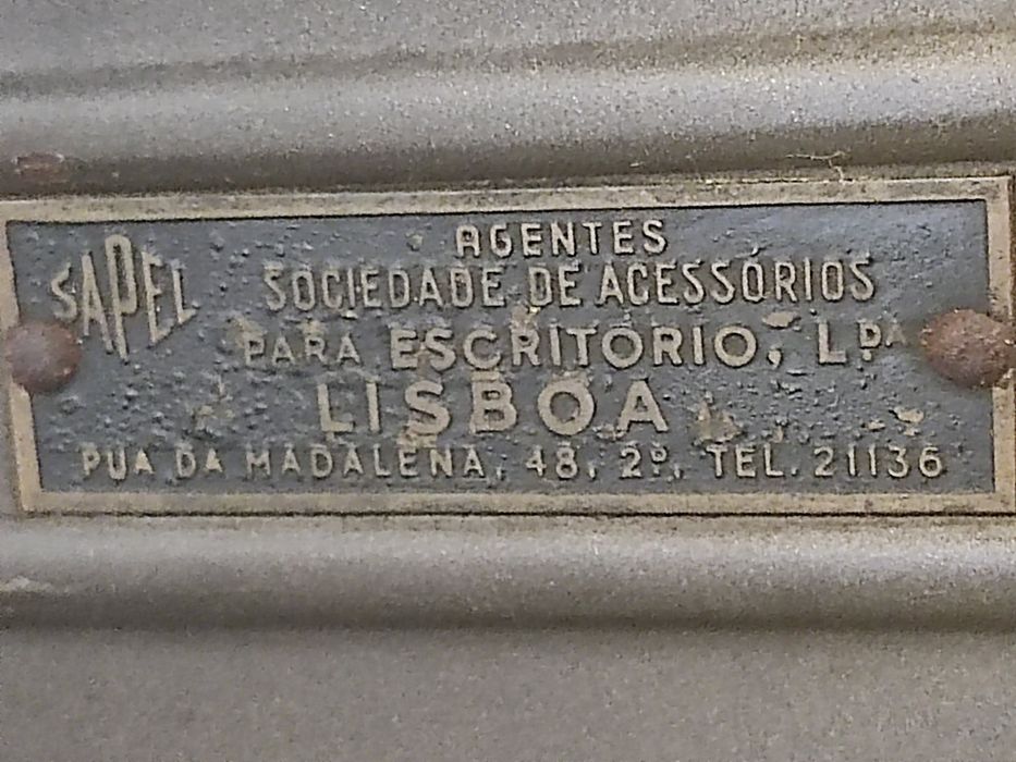 Maquina de escrever vintage Imperial 66