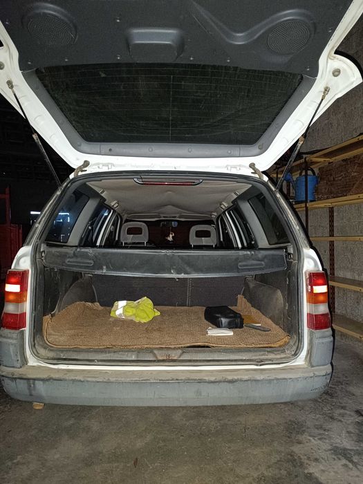Opel astra branco