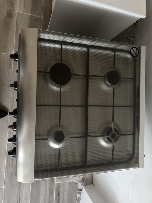 Forno a gás indesit é a gás natural