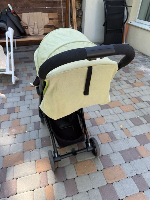 Прогулянкова коляска Cybex Beezy