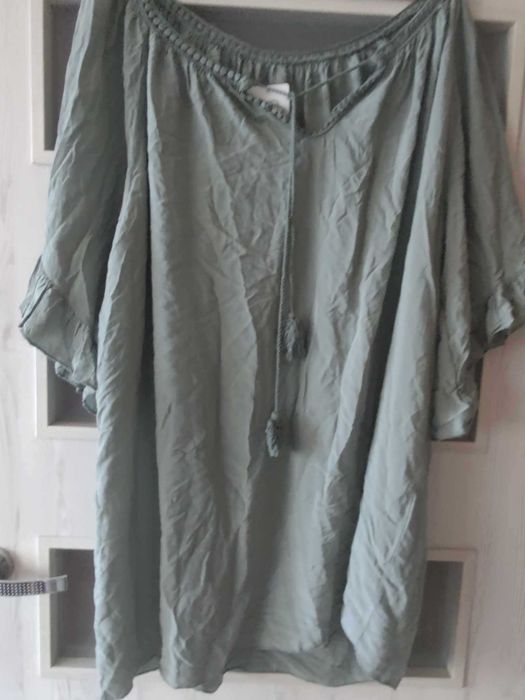 Duża tunika khaki 52 140 biust krótki rękaw bluzka