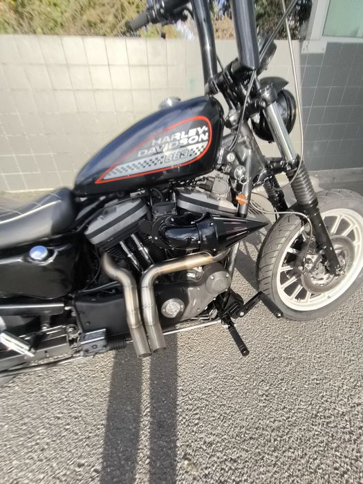 Harley Davidson sportster xl883r