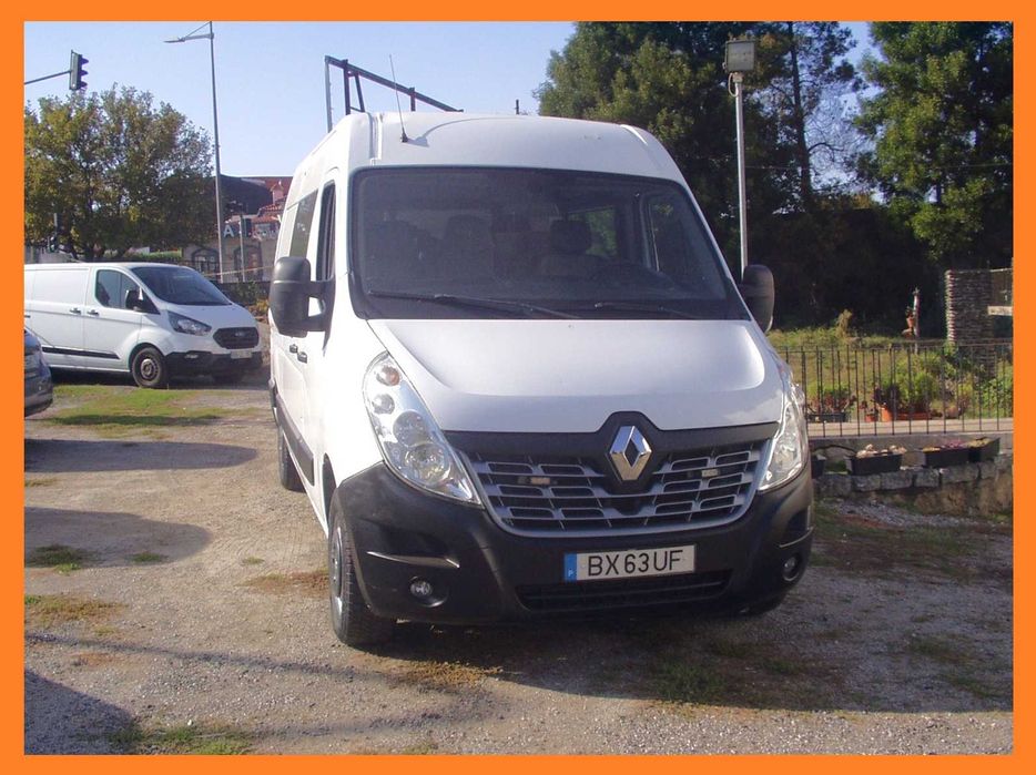 Renault Master 2.3 DCI 130cv L2H2 **7 Lugares**
