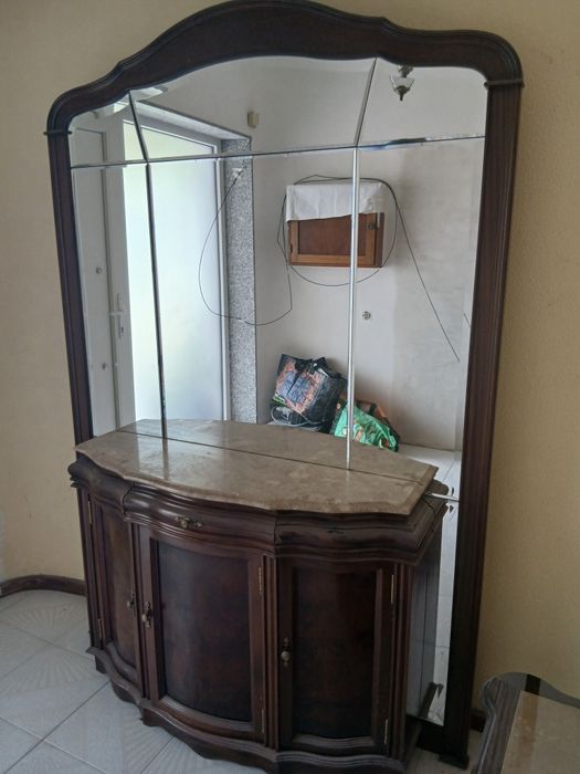 Vendo sapateira com espelho