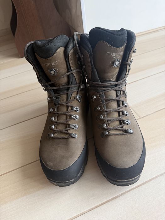 Ботинки LOWA Tibet GTX